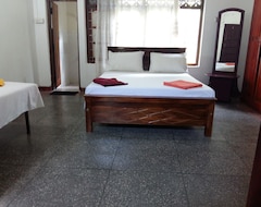 Hotelli Ginza Rest (Kandy, Sri Lanka)