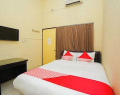 Hotel OYO 2902 Graha 18 (Surabaya, Indonezija)