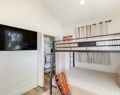 Casa/apartamento entero Orangeville Vacation Rental W/ On-site Creek! (Orangeville, EE. UU.)