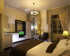 Khách sạn Del Parque Hotel & Suites (Cuenca, Ecuador)