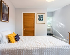 Casa/apartamento entero Six-bedroom Oasis Near Princeton And Sesame Place (Ewing, EE. UU.)