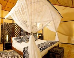 Khách sạn Hotel AfroChic Diani Beach (Diani Beach, Kenya)