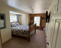 Cijela kuća/apartman Our Family Cabin Is Great For All Families With Plenty To Do Year Round (Duck Creek Village, Sjedinjene Američke Države)