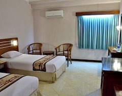 Bed & Breakfast Bahari Inn (Tegal, Indonesia)