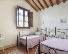 Toàn bộ căn nhà/căn hộ Vacation Home Bensa In Montelupo Fiorentino - 8 Persons, 3 Bedrooms (Calenzano, Ý)