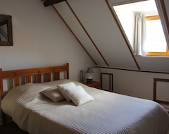 Casa/apartamento entero 3 Independent Cottages For 13, 9 And 5 People With Heated Indoor Pool (Saint-Michel-sous-Bois, Francia)