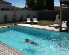Toàn bộ căn nhà/căn hộ Villa With Pool In Provence (Vedène, Pháp)