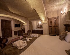 Khách sạn Turkan Cave Hotel (Ortahisar, Thổ Nhĩ Kỳ)