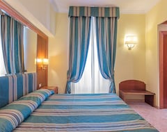 Khách sạn Raeli Hotel Lux (Rome, Ý)
