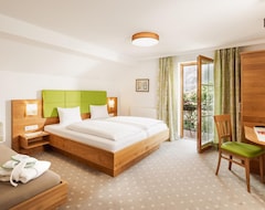 Khách sạn Suite Mit Bad, Wc - Stofflerwirt, Landhotel (St. Michael, Áo)