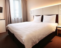 Hotel b-smart motel Basel (Basel, Schweiz)