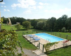 Cijela kuća/apartman Lovely holiday home in stunning location, private pool and 6 mountain bikes (Rueyres, Francuska)