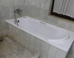 Khách sạn Hotel Ambavgarh Retreat (Udaipur, Ấn Độ)