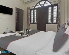 Khách sạn Capital O 70234 Chandra Home Stay (Rishikesh, Ấn Độ)