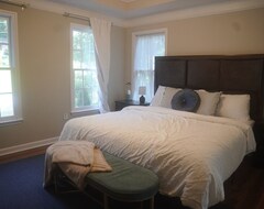 Cijela kuća/apartman New Listing>> Elegant 4 Bedroom Home Near Downtown Atlanta (Atlanta, Sjedinjene Američke Države)