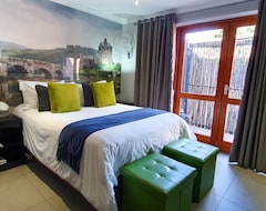 Khách sạn Yalla Yalla Boutique Hotel (Witbank, Nam Phi)