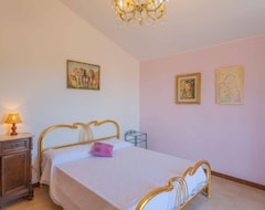 Toàn bộ căn nhà/căn hộ Vacation Home Le Querce In Pineto - 8 Persons, 4 Bedrooms (Atri, Ý)
