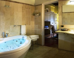 Hotel Castello Di Leonina Relais (Asciano, Italia)