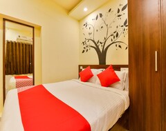 Hotel OYO 17072 Meridian Regency (Kottayam, India)