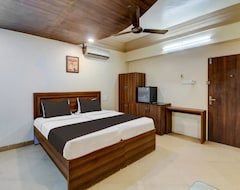 Hotelli Collection O Hotel Jayratna (Pimpri-Chinchwad, Intia)