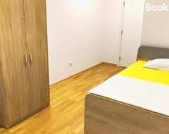 Casa/apartamento entero Stan Na Dan Max 4 (Ub, Serbia)