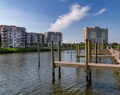 Khách sạn Flamingo Apartments (Tampa, Hoa Kỳ)