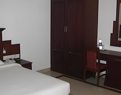 Otel Capital O 15460 Centre Point (Kochi, Hindistan)