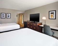 Khách sạn DoubleTree by Hilton Lansing (Lansing, Hoa Kỳ)