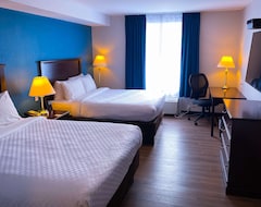 Hotel Quality Inn Orleans (Orléans, Canadá)