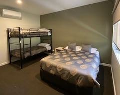 Otel Leumeah Lodge (Kanberra, Avustralya)