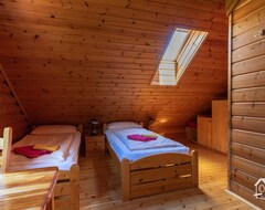 Toàn bộ căn nhà/căn hộ Holiday Pleasure In The Cosy Blockhouse With Sauna (Creglingen, Đức)