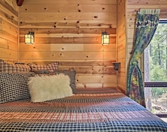 Entire House / Apartment Strawberry And Pine Studio Cabin With Outdoor Oasis! (Pine, USA)