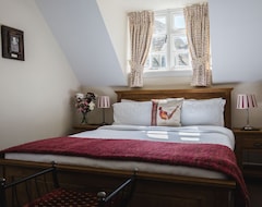 Koko talo/asunto Queens - Sleeps 6 Guests In 2 Bedrooms (Tewkesbury, Iso-Britannia)