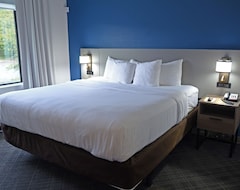 Hotel Comfort Suites Salem-Roanoke I-81 (Salem, USA)