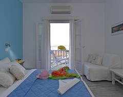 Hotel Tarsa Seaside Studios & Apartments (Drios, Greece)