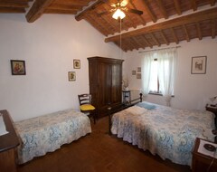 Toàn bộ căn nhà/căn hộ Family friendly vacation house for 6 , swimming pool, close to the sea (Montescudaio, Ý)
