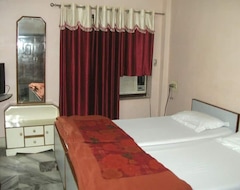 Hotel Saraswati (Mughalsarai, India)