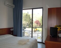 Khách sạn Albergo Elvira (Salsomaggiore Terme, Ý)