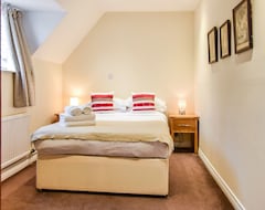 Casa/apartamento entero Queen Mary - Sleeps 4 Guests In 2 Bedrooms (Winchcombe, Reino Unido)