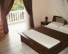 Hotel Stand Villa. Light 6 To 10 Pers. Quarter Res. 200m Sea And Beaches Proxi (Saint Francois, Antilles Française)