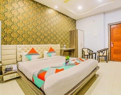 Hotel FabExpress Golden Village (Gwalior, India)