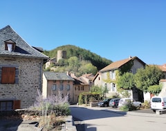 Khách sạn Rêve De La Vallée (Blesle, Pháp)