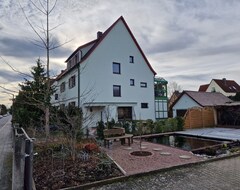 Tüm Ev/Apart Daire Beautiful 3-room-apartment Stein Close To Palm-beach, Playmobil-park, Nuremburg (Stein, Almanya)