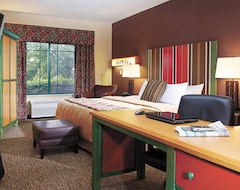 Hotel Wildwood Lodge (Pewaukee, USA)
