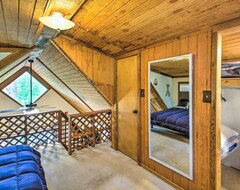 Toàn bộ căn nhà/căn hộ Cozy Cottage Get Away Located On Lake Hamilton Close To Oaklawn ! (Piney Point, Hoa Kỳ)