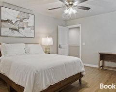 Cijela kuća/apartman Spacious 5-bedroom For Families & Groups (Bethany, Sjedinjene Američke Države)
