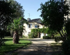 Tüm Ev/Apart Daire 5-Star Property, Heated Pool, Tennis, Golf, Gym, 2.5 Acre Park (Valence-sur-Baïse, Fransa)