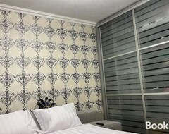 Hele huset/lejligheden Charming Apartment/king Size Bed (Bukarest, Rumænien)