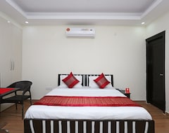 Hotel OYO Flagship Maira Homes (Faridabad, India)