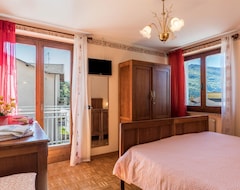 Hotelli Appartamenti Ciclamino (San Lorenzo in Banale, Italia)